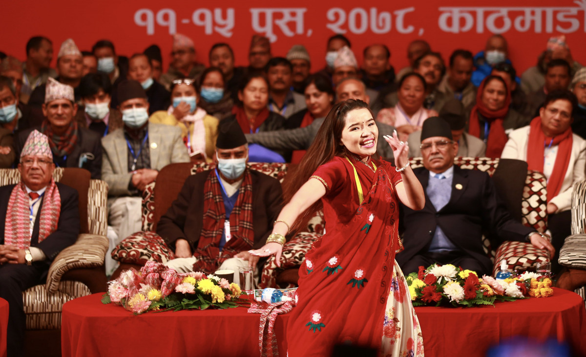 Maobadi_Mahadhiweshan_Dance5.jpg