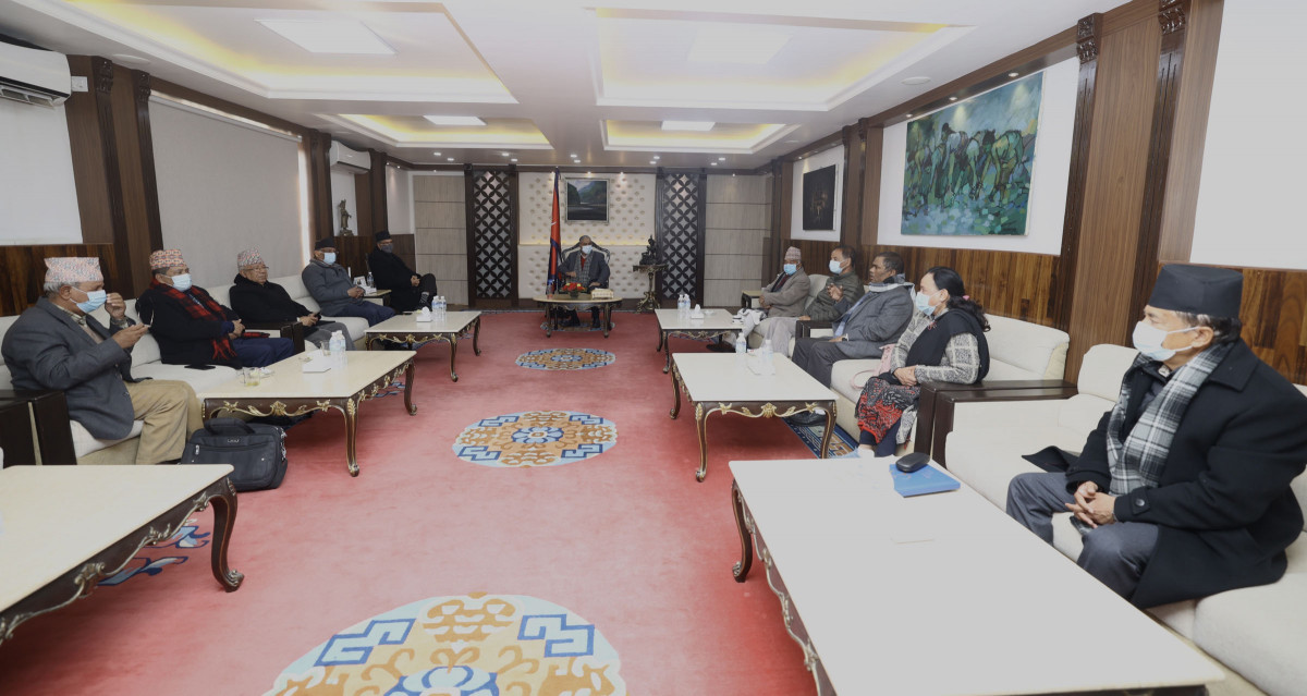 सत्ता गठबन्धनको बैठक बालुवाटरमा जारी