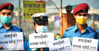 ट्राफिक प्रहरीद्वारा ‘तपाईंको मास्क खोई’ अभियान पुनः सञ्चालन