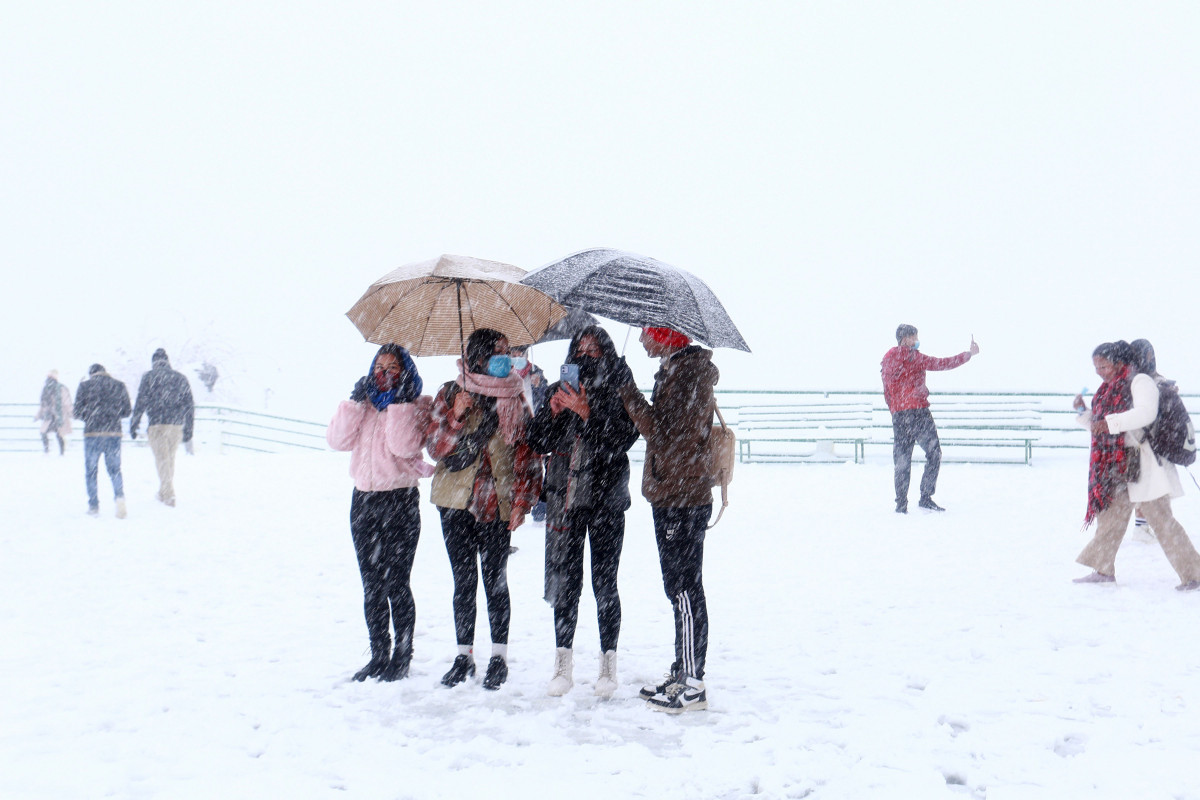 Snowfall_Chandragiri (3).jpg