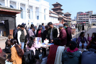 देशभर मतदान शुरु
