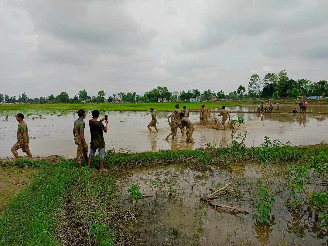 किसानको चिन्ताः कृषिलाई प्रविधिसँग नजोडे केही वर्षमै खाद्य सङ्कट हुन सक्छ