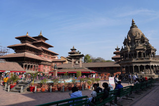 भूकम्पले क्षति पुर्याएको विश्व सम्पदा सूचीमा रहेको दरबार क्षेत्रका दुई ऐतिहासिक सम्पदा पुनःनिर्माण हुन बाँकी