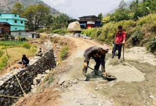 वैकल्पिक सडक स्तरोन्नती गरिँदै