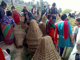 डोको बिक्रीबाट मासिक ४० हजार आम्दानी