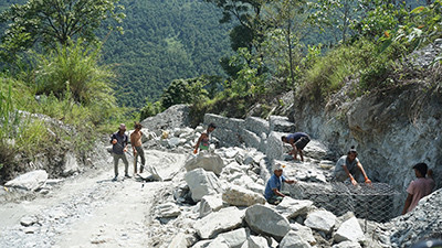 पाँच जलविद्युत् आयोजनाको संयुक्त सहयोगमा रघुगङ्गाका सडक स्तरोन्नती