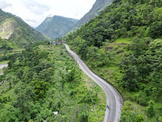पक्की सडक