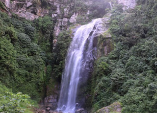 महभिर झरना