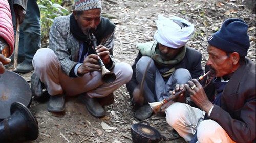 परम्परागत पञ्चेबाजा बजाउने चलन हराउँदै
