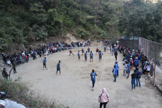 मङ्गलाघाटमा पाखो सम्याएर खेलमैदान