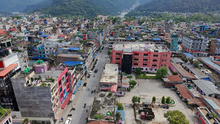 फोहरजन्य वस्तु बिक्री गरी रु. दस लाख आम्दानी