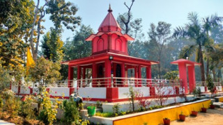 चन्दा उठाएर रामजानकी मन्दिर मर्मत